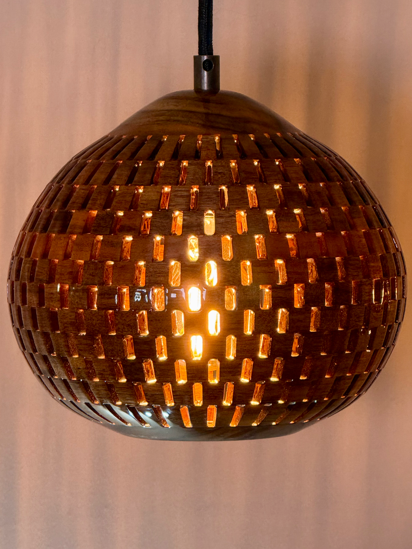 8" Globe Pendant - Pategonian Rosewood