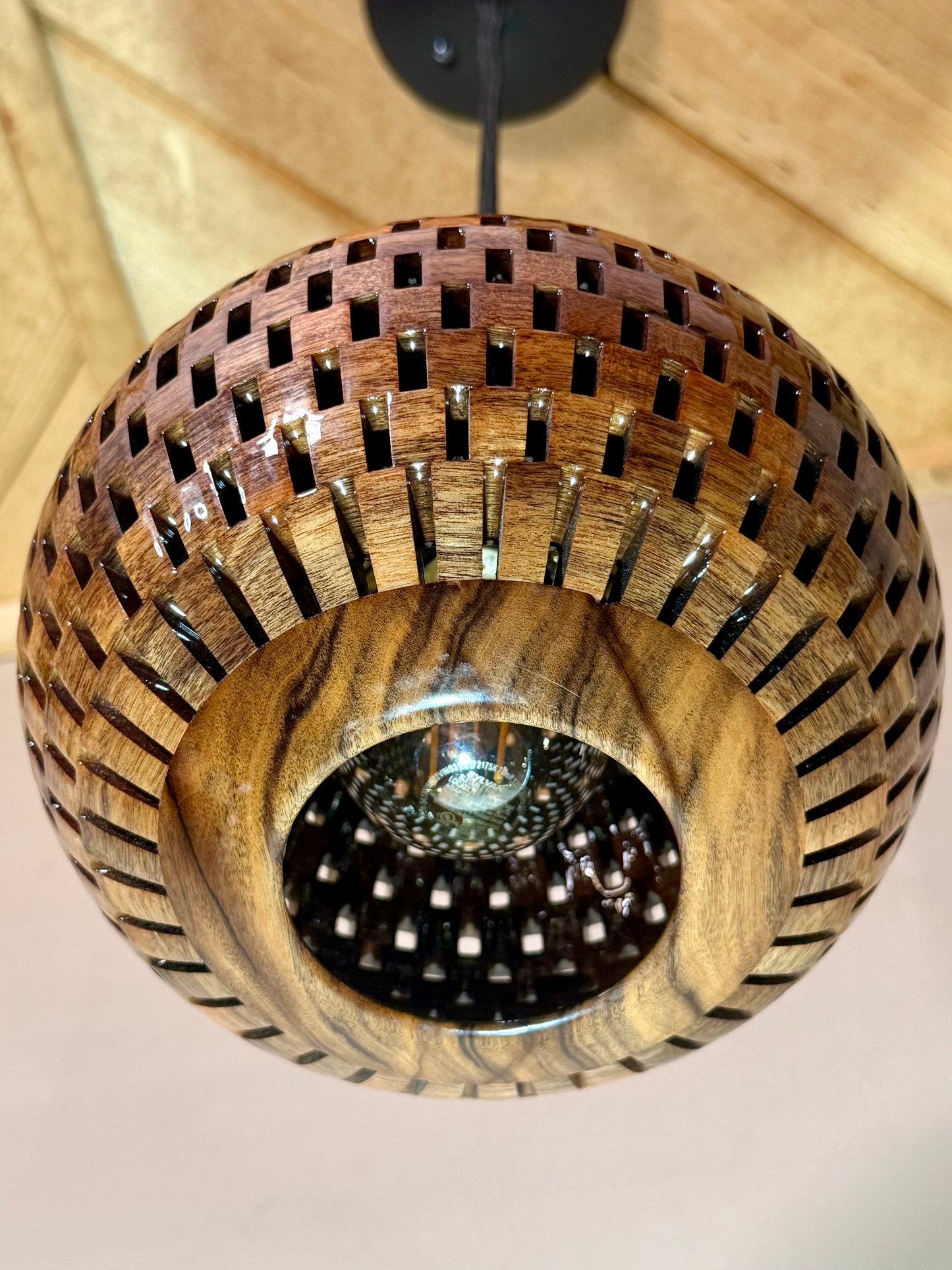8" Globe Pendant - Pategonian Rosewood