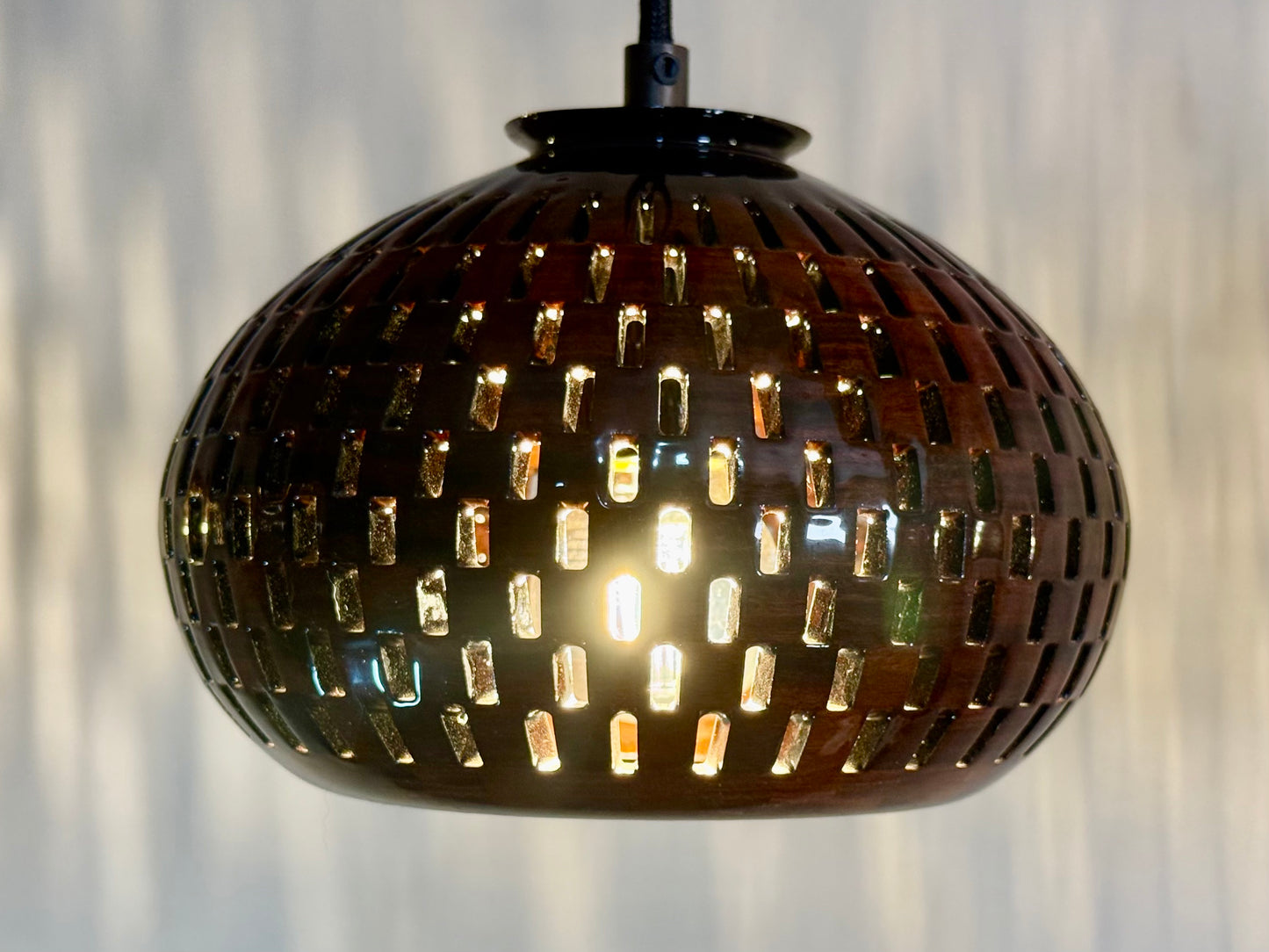 8" Globe Pendant - Bolivian Rosewood