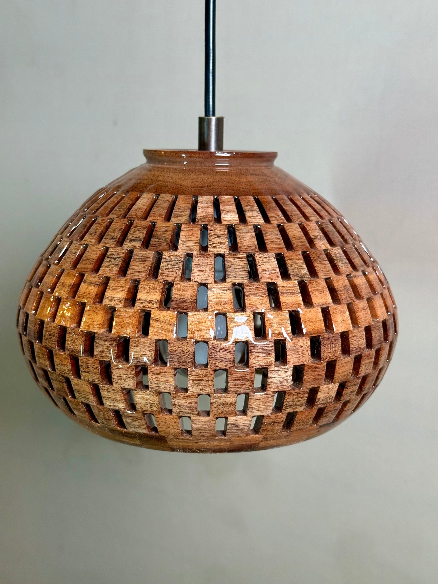 8" Globe Pendant - Patagonian Rosewood
