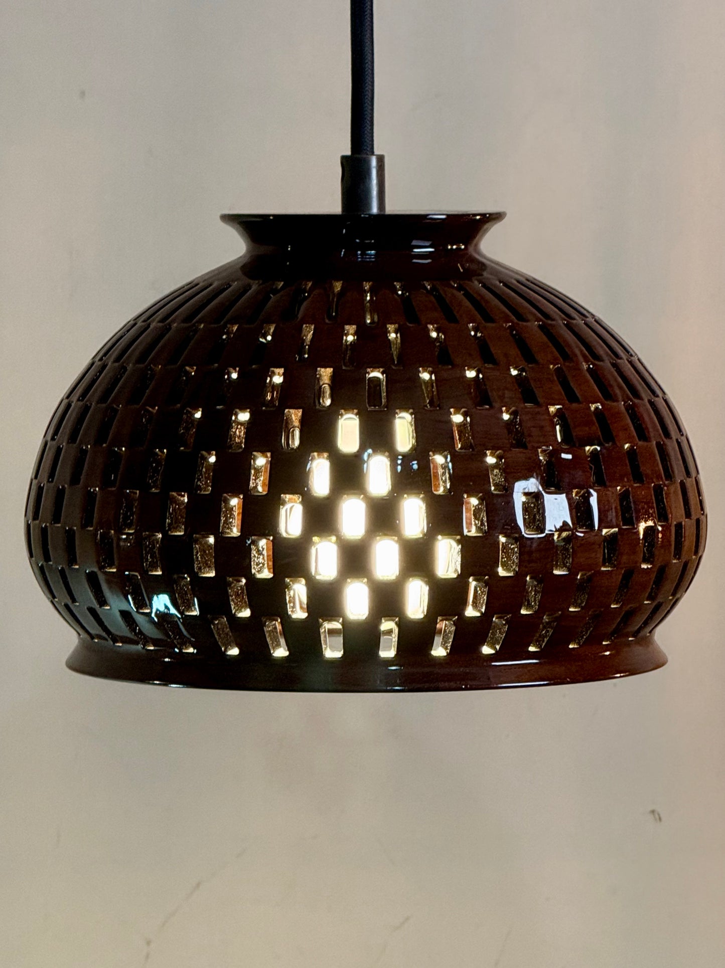 8" Globe Pendant - Royal Mexican Ebony (Katalox)